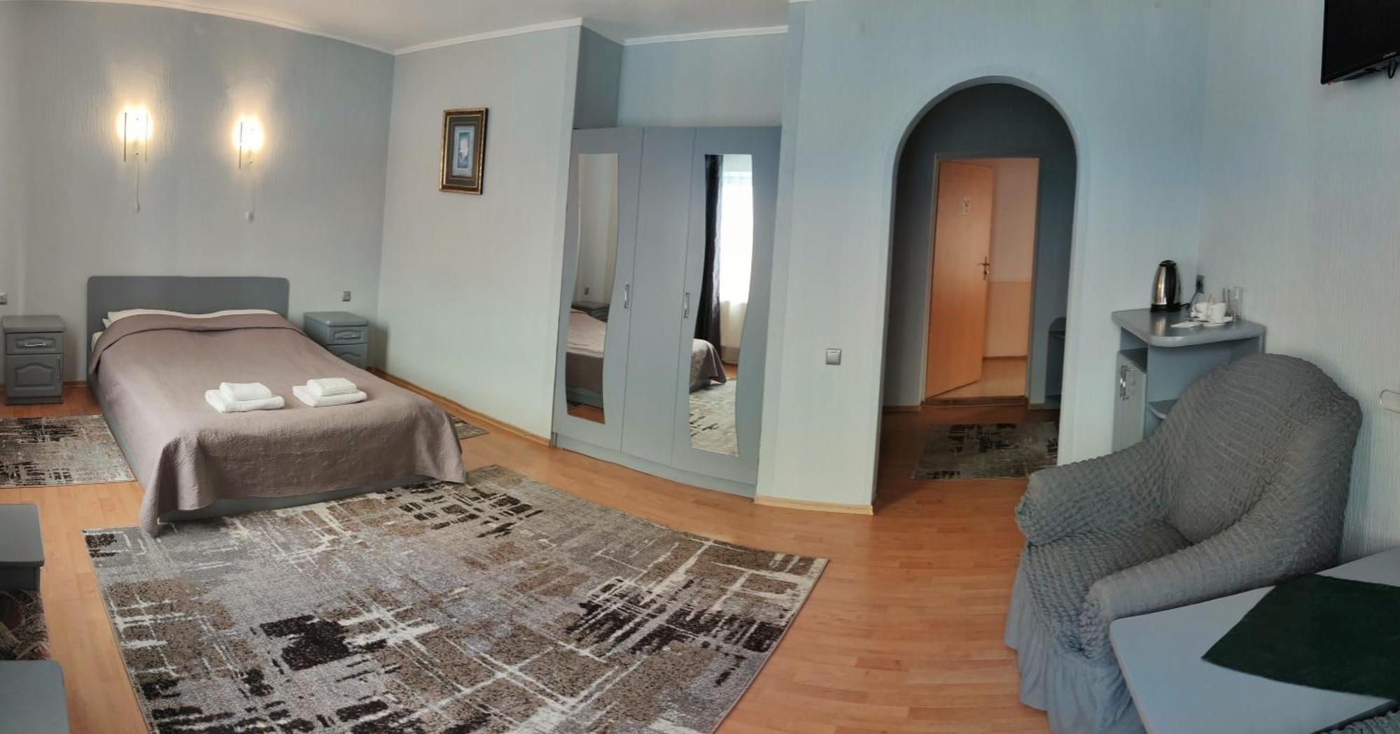 Zabava Guest House Ivano-Frankivsk Room photo