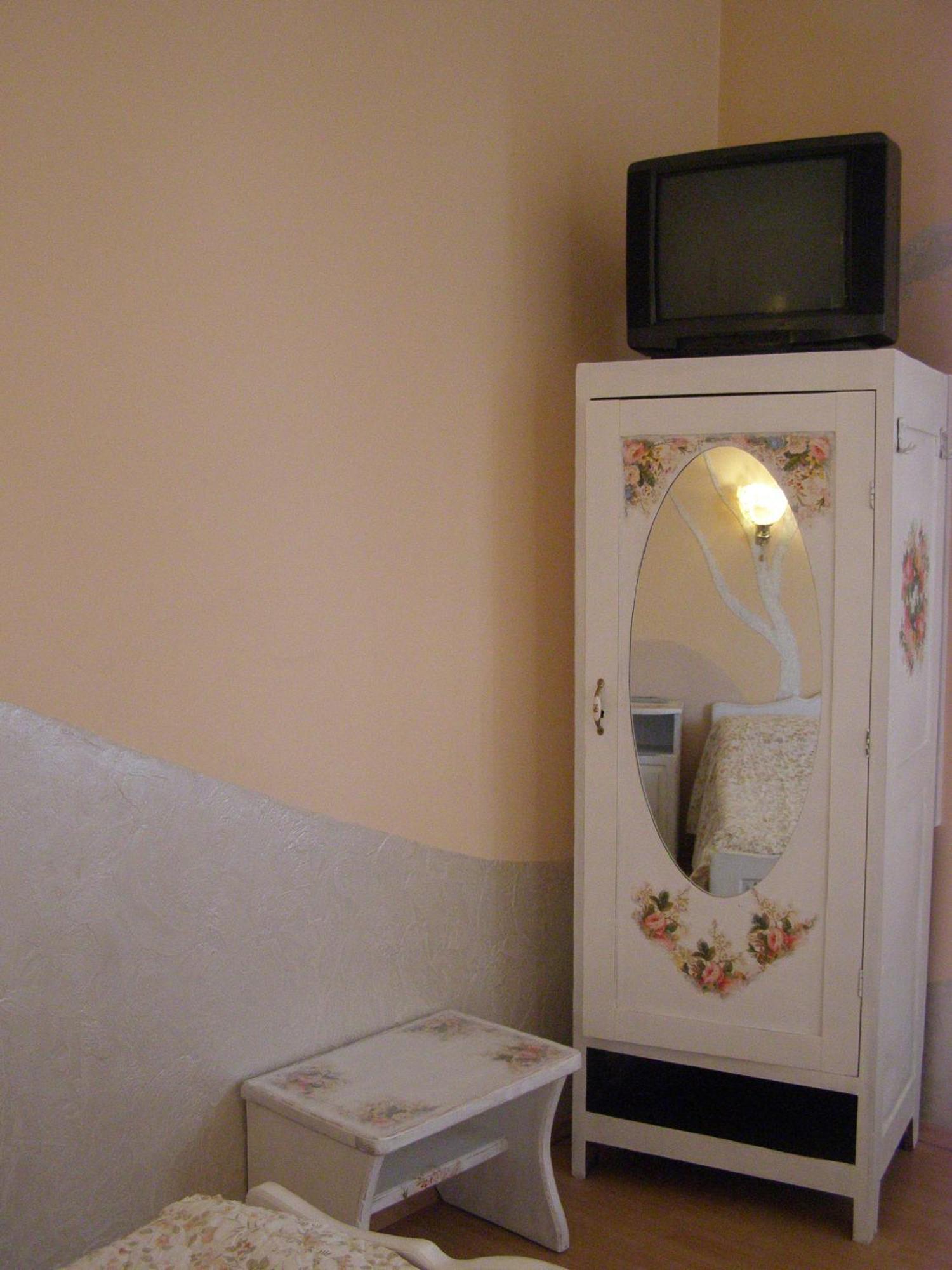 Zabava Guest House Ivano-Frankivsk Room photo